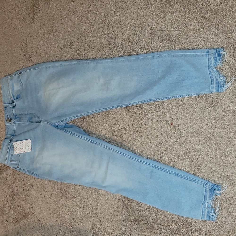 Free People Havana blue jeans size 31 ankle length raw cut. Brand new with tags